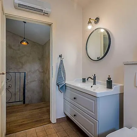 Hotel Linna Comfortable 2*