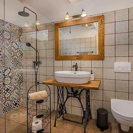 Hotel Linna Comfortable